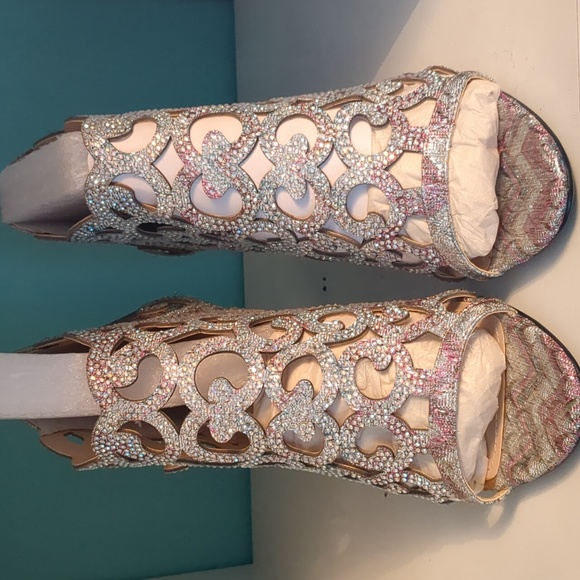 Crystal Open Toe brand new booties never worn - Picture 4 of 4